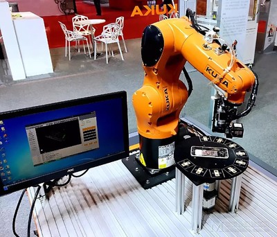 與橙色智能驚喜邂逅——KUKA 機器人亮相莞城 IARS 2019 智能機器人技術